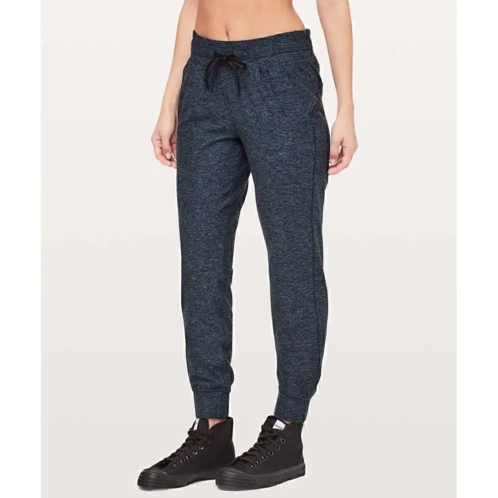 Lululemon jogger Ready for Rulu sz 4